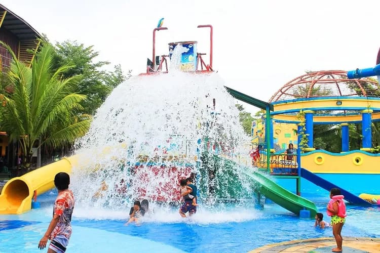 OPI Water Fun Palembang